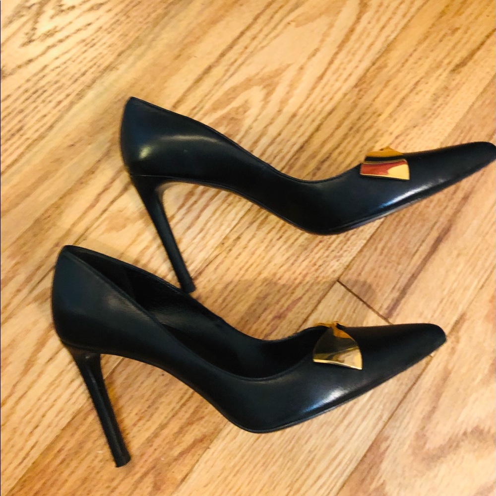 Stuart Weitzman Shoes - Picture 2 of 5